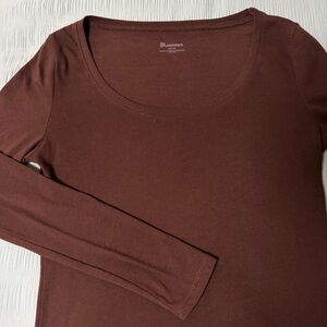Brown Long-Sleeve Scoop Neck Top